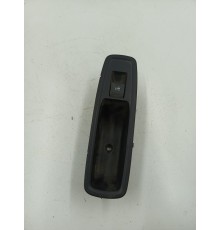 Кнопка стеклоподъёмника задняя правая