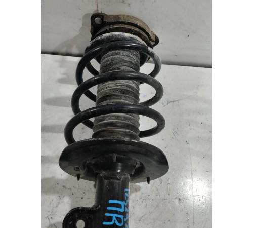 Амортизатор подвески передний правый в сборе