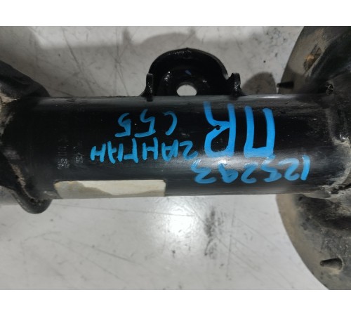 Амортизатор подвески передний правый в сборе