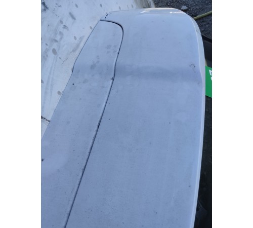 Спойлер крышки багажника