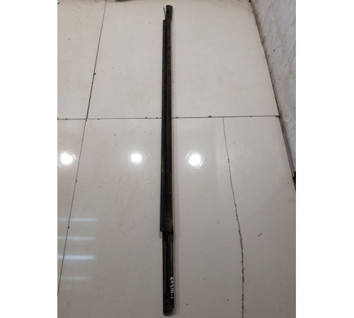 Уплотнитель стекла (задний, правый, внешний)