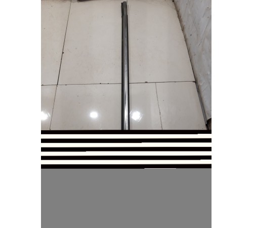 Уплотнитель стекла (задний, правый, внешний)