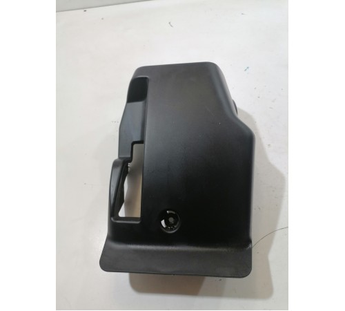 Накладка рулевой колонки нижняя