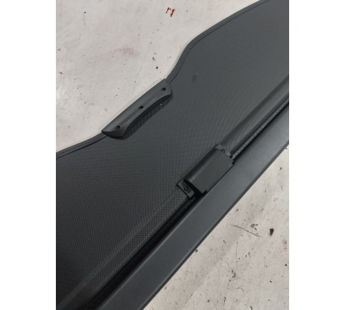 Шторка багажника