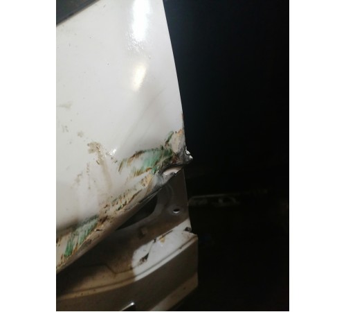 Дверь багажника со стеклом