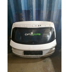 Дверь багажника со стеклом