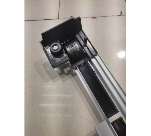 Крепежная направляющая(правая)