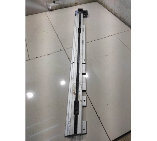 Крепежная направляющая(правая)