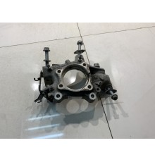 Кулак поворотный (задний, левый)