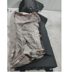 Подушка безопасности коленная