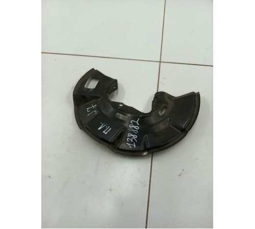 Пыльник кожух тормозного диска передний левый