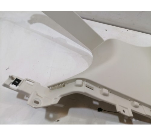 Обшивка багажника правая верхняя