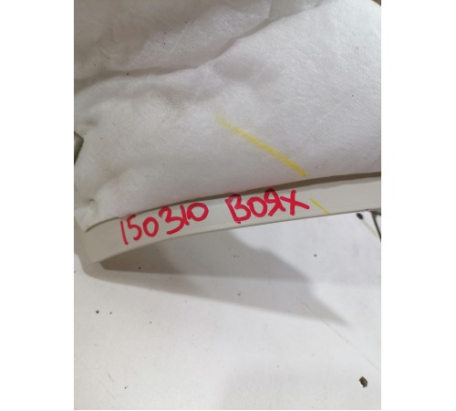 Обшивка багажника правая верхняя