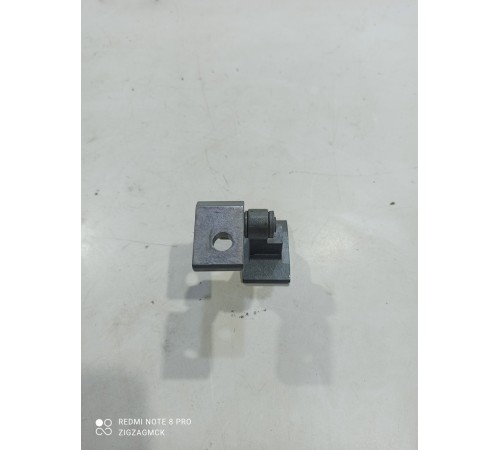 Петля двери передняя правая нижняя