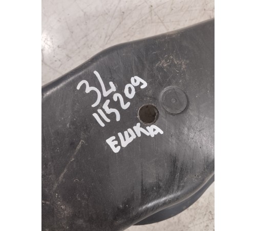 Пыльник нижнего рычага задний левый