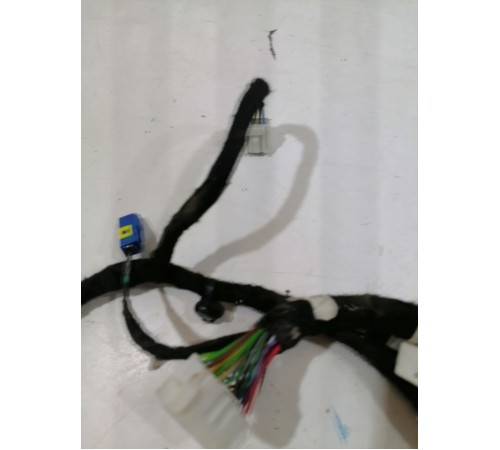 Электропроводка двери задняя левая
