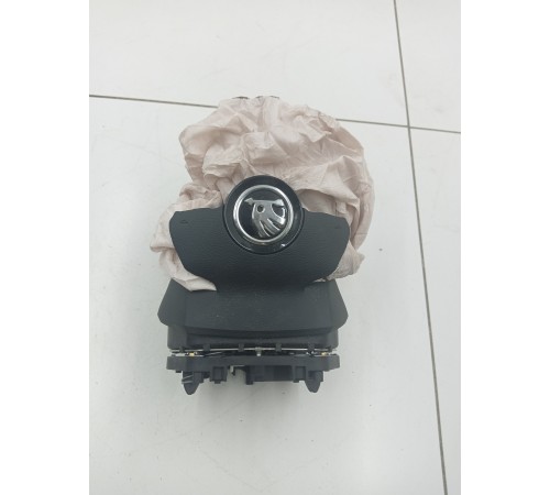 Подушка безопасности водителя