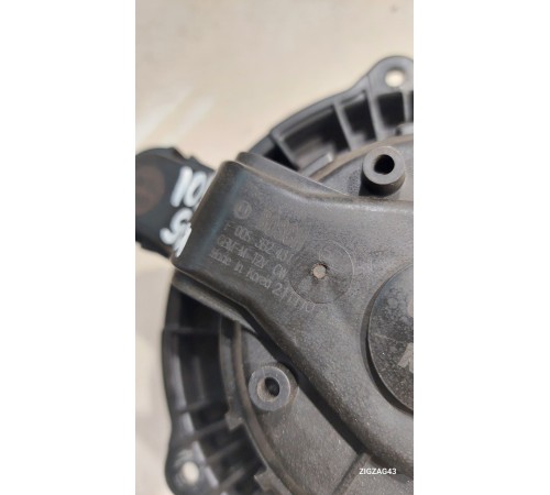 Моторчик отопителя (печки)