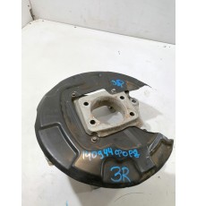 Кулак задний правый, цапфа