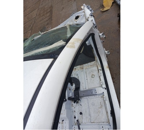 Стойка лобового стекла правая