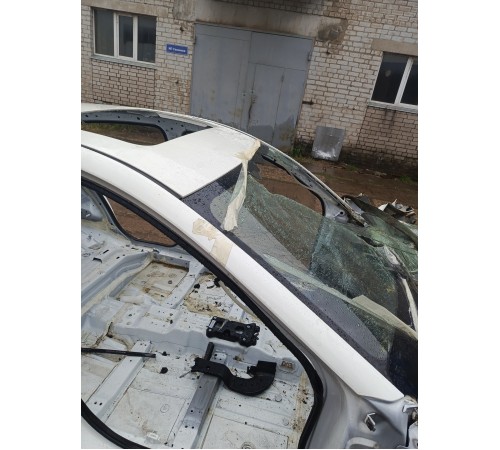 Стойка лобового стекла правая