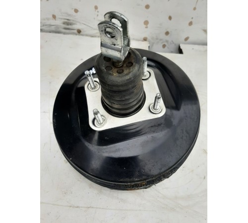 Вакуумный усилитель тормозов