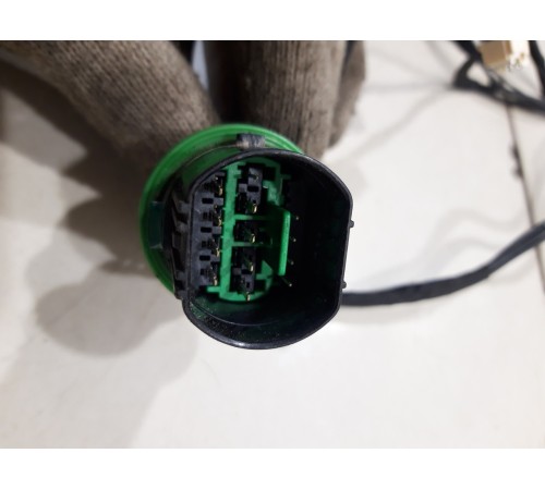 Электропроводка фары передняя правая