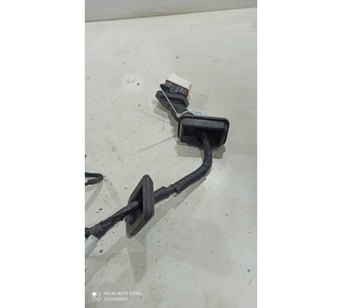 Электропроводка двери (передняя левая)