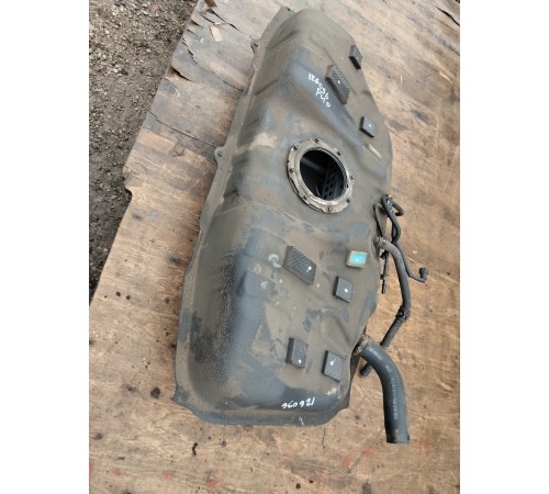 Бак топливный