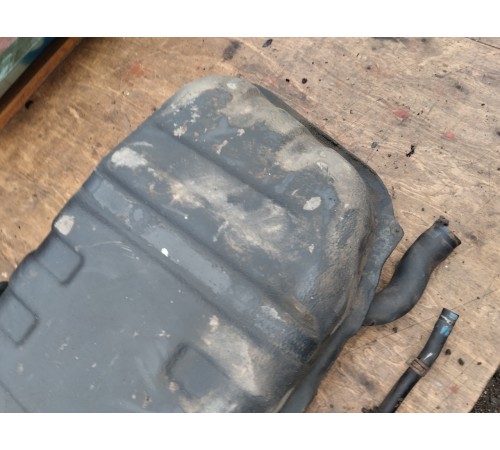 Бак топливный