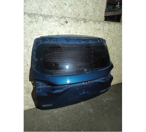 Дверь багажника со стеклом