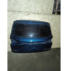 Дверь багажника со стеклом