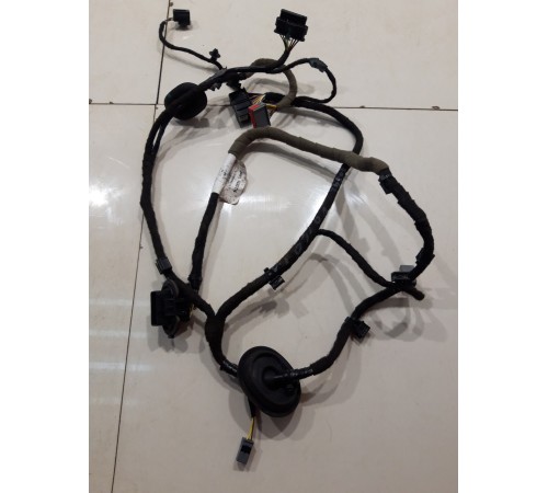 Электропроводка двери (задняя, левая)