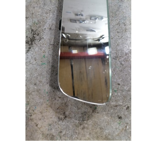 Зеркало заднего вида салонное