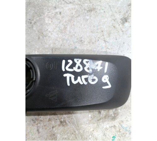 Зеркало заднего вида салонное