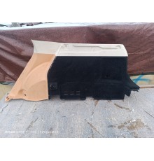 Обшивка багажника правая