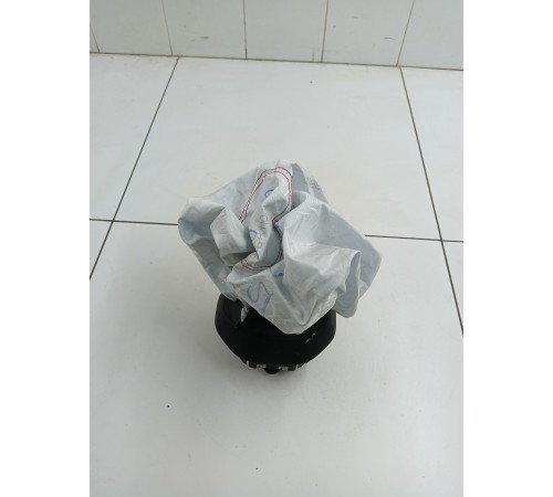 Подушка безопасности водителя