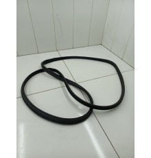 Уплотнитель двери передний правый