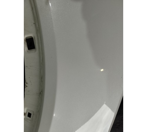 Крыло переднее правое