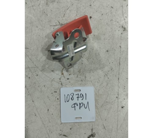 Ручка открывания капота