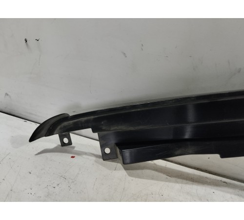 Накладка передней панели левая