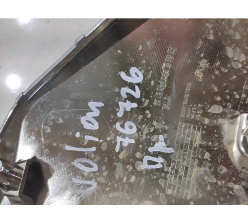 Молдинг переднего бампера (правый)