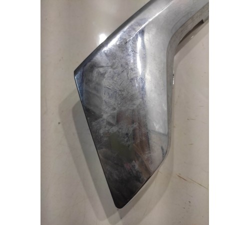 Молдинг переднего бампера (правый)