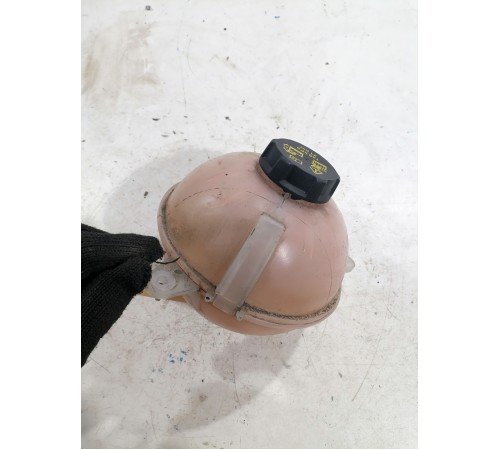 Бачок расширительный