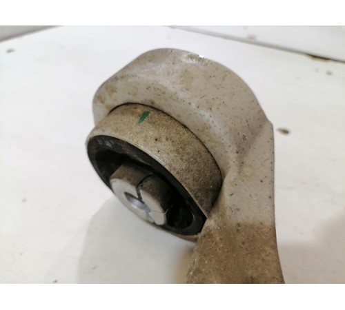 Рычаг подвески передний левый