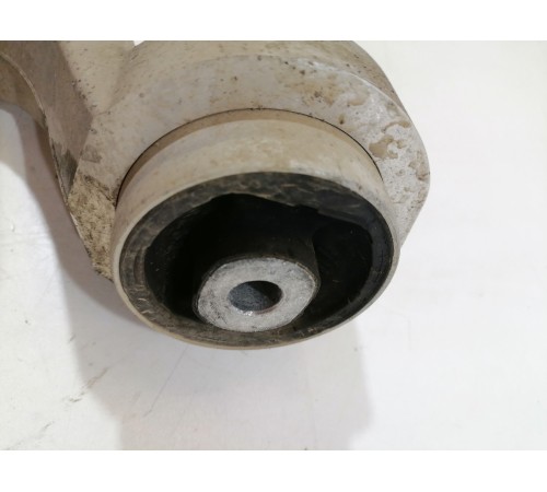 Рычаг подвески передний левый