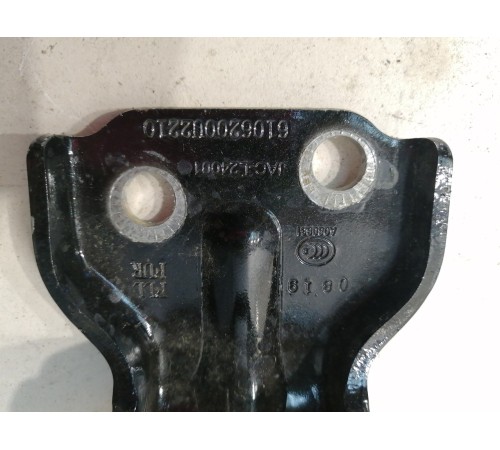 Петля двери передняя правая верхняя