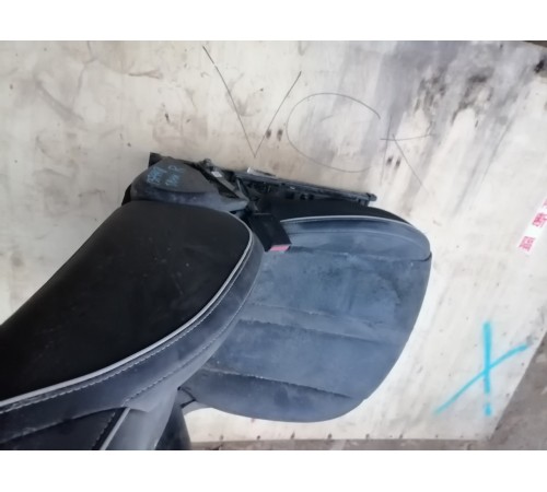 Сиденье переднее правое