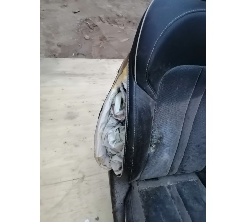 Сиденье переднее правое