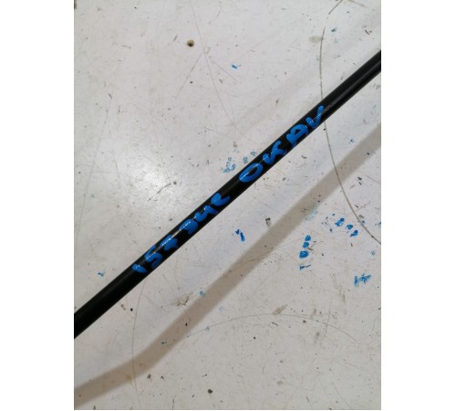 Упор капота